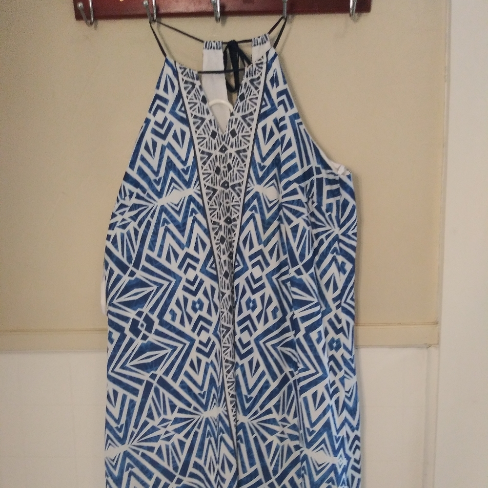 Euc Medium Mossimo halter style summer dress